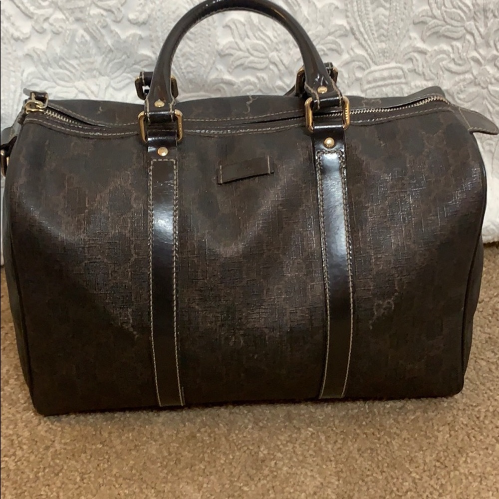 Authentic Gucci purse